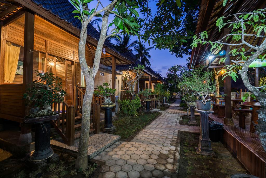 Lembongan D'Licks Villa Exteriör bild