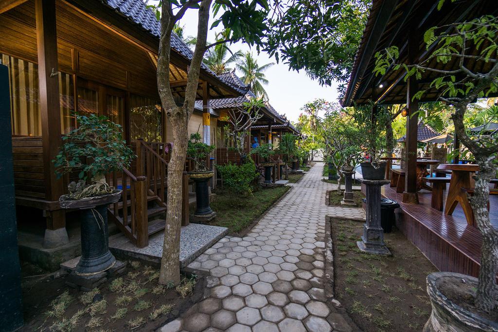 Lembongan D'Licks Villa Exteriör bild